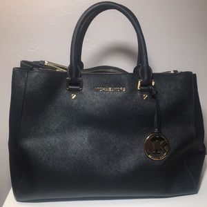 Black Michael Kors Tote Handbag